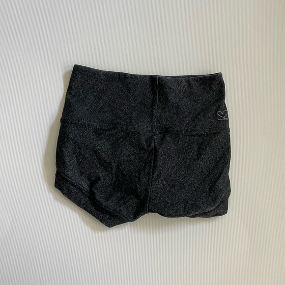 KTRNA activewear company shorts - Picture 2 of 3